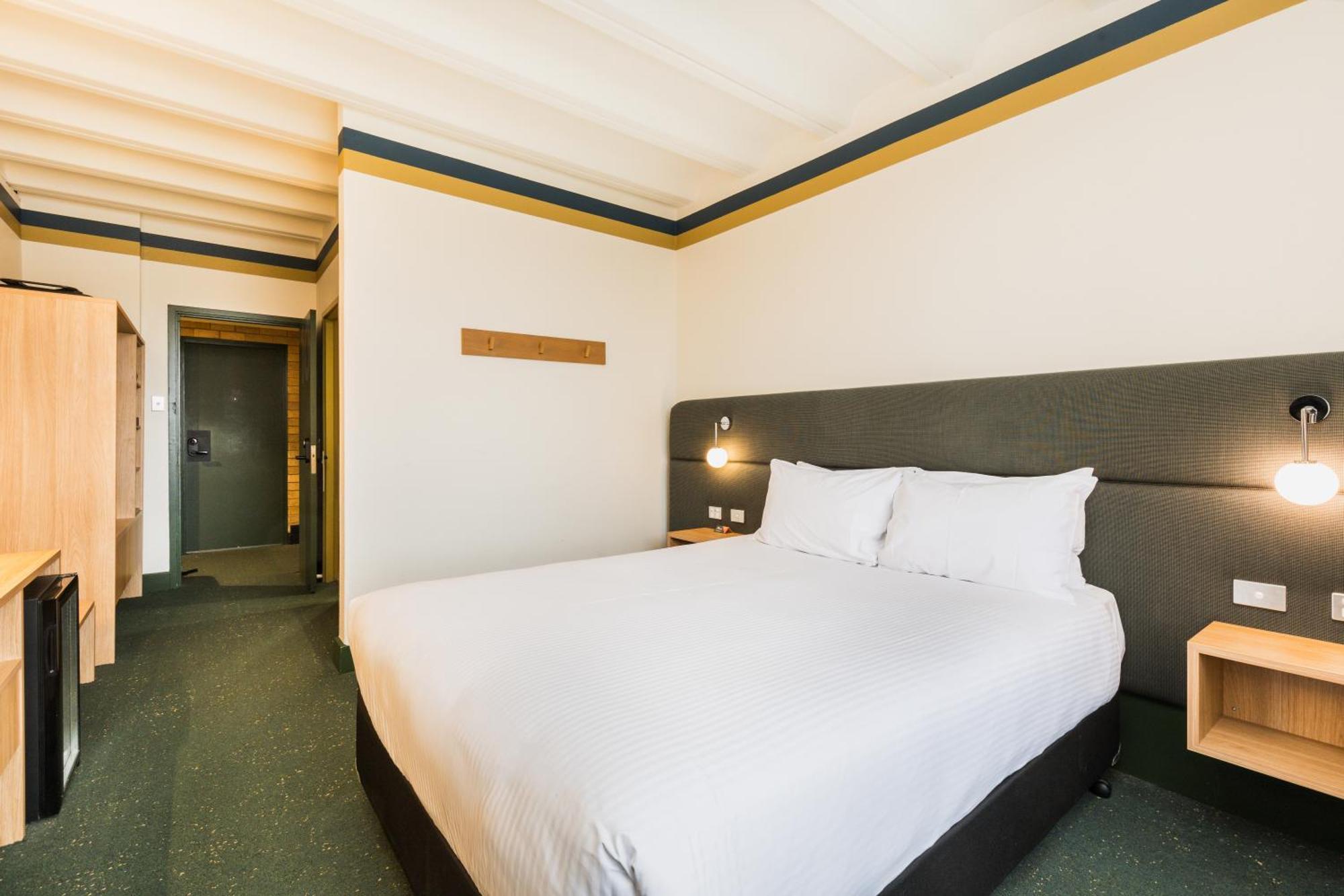 Statesman Hotel Канберра Екстер'єр фото